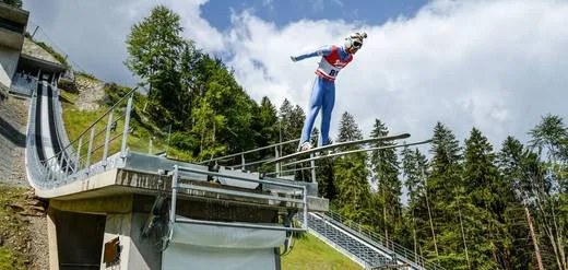 Personen im Umfeld von „Montafon Nordic Schanzenzentrum in Tschagguns feierlich eingeweiht“