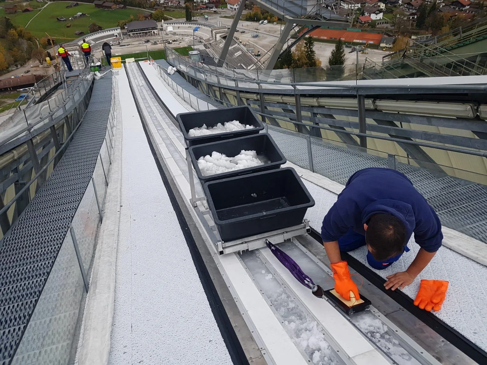Personen im Umfeld von „Olympiaschanze in Garmisch bereit für DSV-Nationalteam“