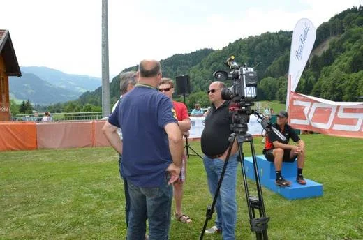 Personen im Umfeld von „Halbzeit bei Kinder-Vierschanzentournee – Interessantes Gespräch mit Thomas Morgenstern“