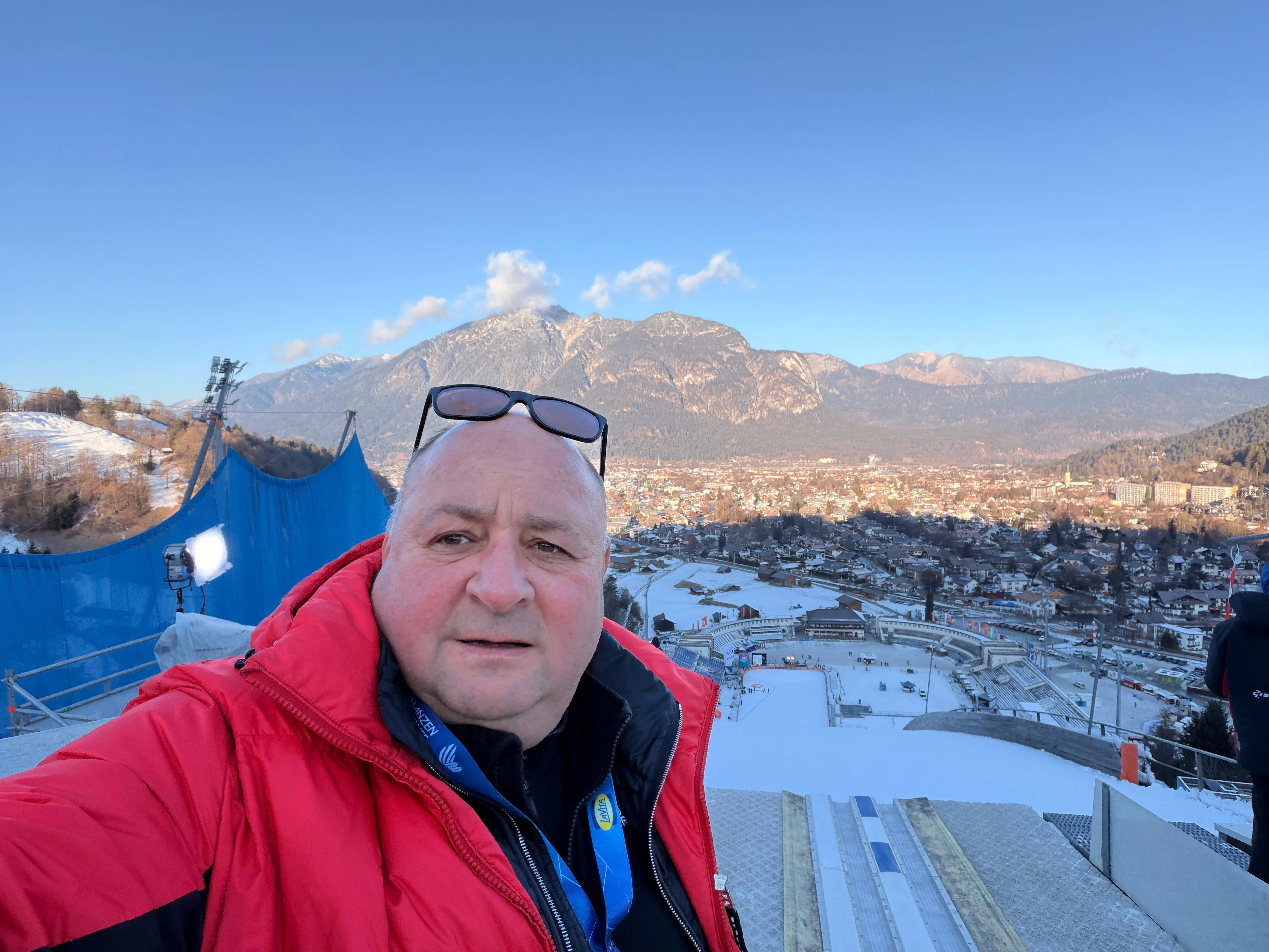 Personen im Umfeld von „Mit Leidenschaft zurück beim Neujahrsspringen“