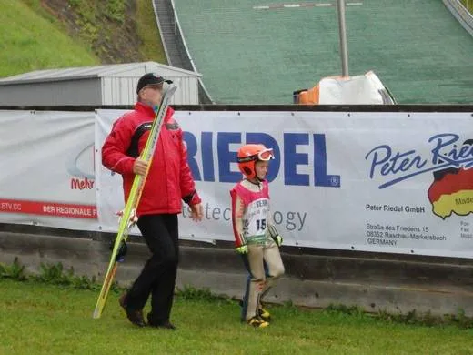 Personen im Umfeld von „18. Internationale Kindervierschanzentournee 2016“