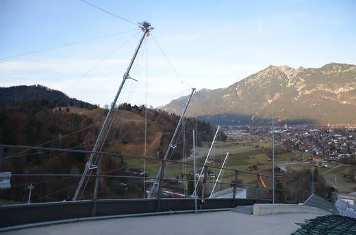 Außenaufnahme mit Landschaft und Himmel