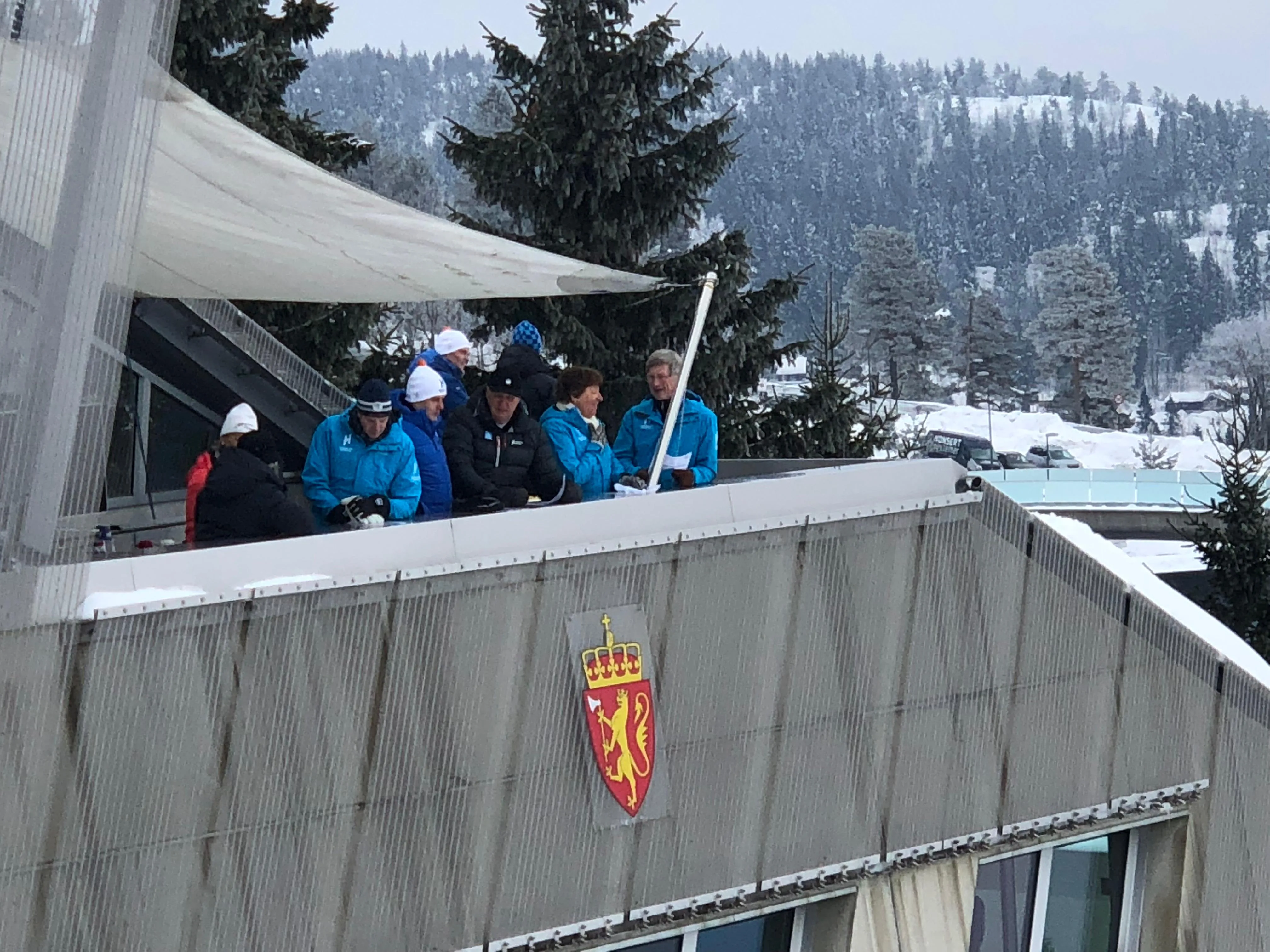 König Harald in der Königsloge am Holmenkollen