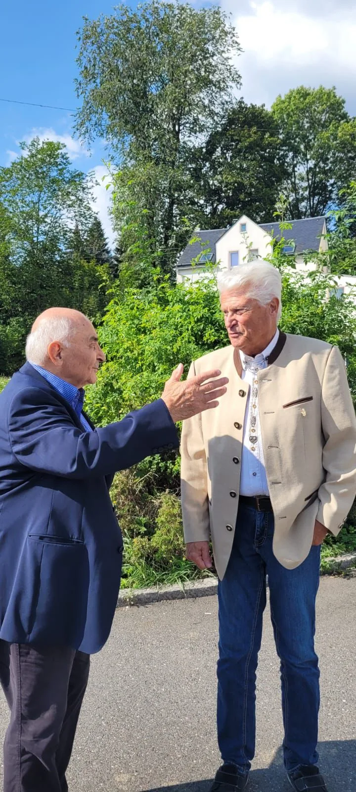 Personen im Umfeld von „Eberhard Riedel zum Ehrenbürger seiner Geburtsstadt Lauter ernannt“