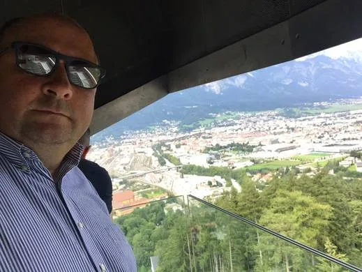 Personen im Umfeld von „Peter Riedel GmbH bekommt Auftrag für Bergisel-Schanze“