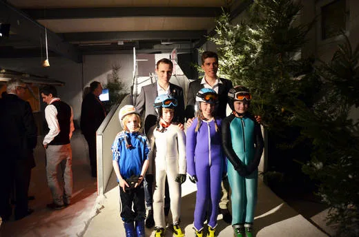 Personen im Umfeld von „K4-Schanze bei offiziellen Wintersportlerempfang von Viessmann zu Gast“